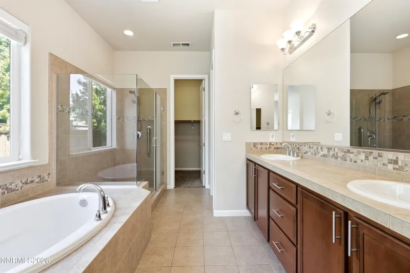 3701 Kepler, Sparks, Nevada 89436, 3 Bedrooms Bedrooms, ,2 BathroomsBathrooms,Residential,Residential,Kepler,0,260011378