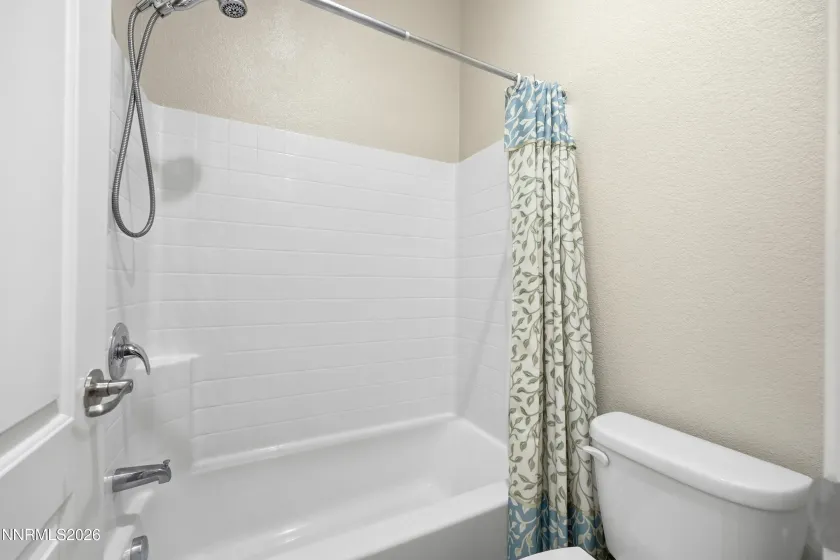 3701 Kepler, Sparks, Nevada 89436, 3 Bedrooms Bedrooms, ,2 BathroomsBathrooms,Residential,Residential,Kepler,0,260011378