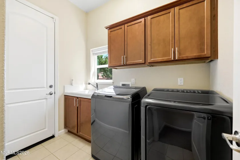 3701 Kepler, Sparks, Nevada 89436, 3 Bedrooms Bedrooms, ,2 BathroomsBathrooms,Residential,Residential,Kepler,0,260011378
