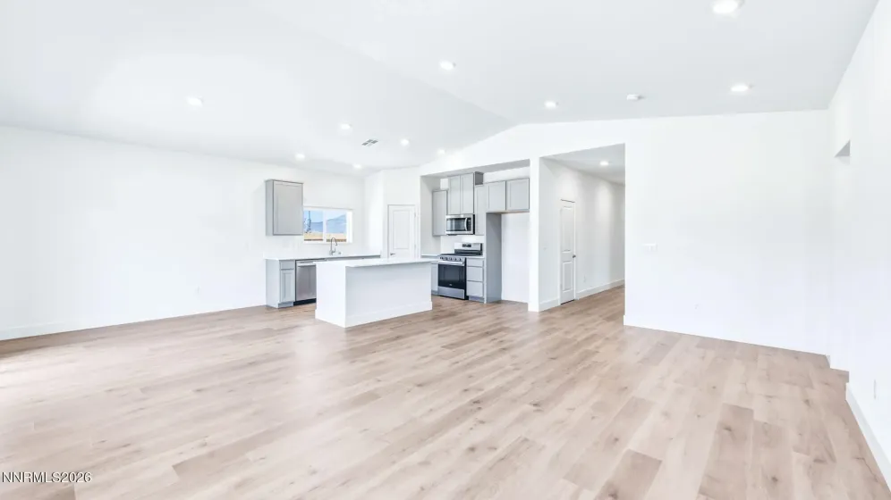 631 Fraser, Dayton, Nevada 89403, 4 Bedrooms Bedrooms, ,3 BathroomsBathrooms,Residential,Residential,Fraser,0,260011384