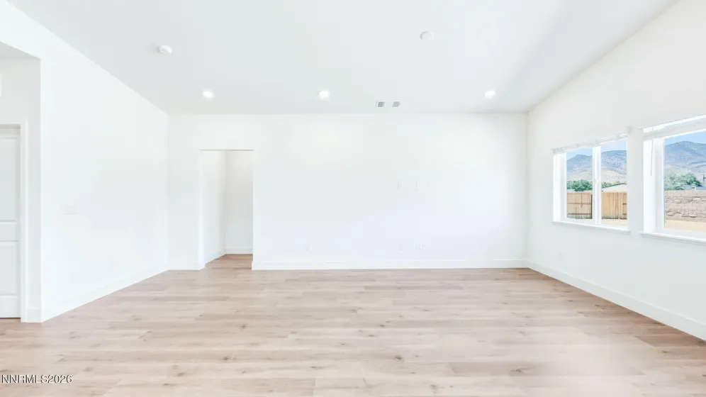 631 Fraser, Dayton, Nevada 89403, 4 Bedrooms Bedrooms, ,3 BathroomsBathrooms,Residential,Residential,Fraser,0,260011384