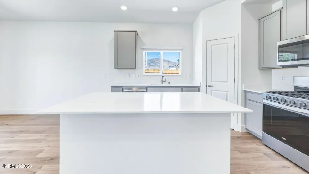631 Fraser, Dayton, Nevada 89403, 4 Bedrooms Bedrooms, ,3 BathroomsBathrooms,Residential,Residential,Fraser,0,260011384