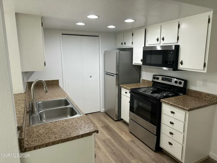 555 Patriot, Reno, Nevada 89511, 2 Bedrooms Bedrooms, ,1 BathroomBathrooms,Residential,Residential,Patriot,0,260011351