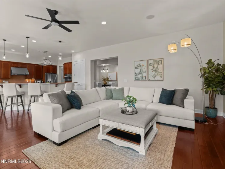 1845 Evergreen Ridge, Reno, Nevada 89523, 3 Bedrooms Bedrooms, ,2 BathroomsBathrooms,Residential,Residential,Evergreen Ridge,0,260011352