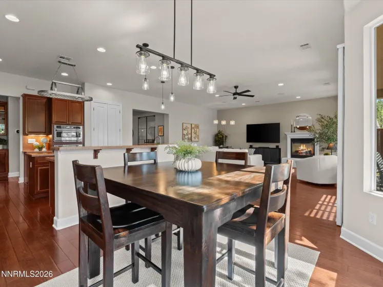 1845 Evergreen Ridge, Reno, Nevada 89523, 3 Bedrooms Bedrooms, ,2 BathroomsBathrooms,Residential,Residential,Evergreen Ridge,0,260011352