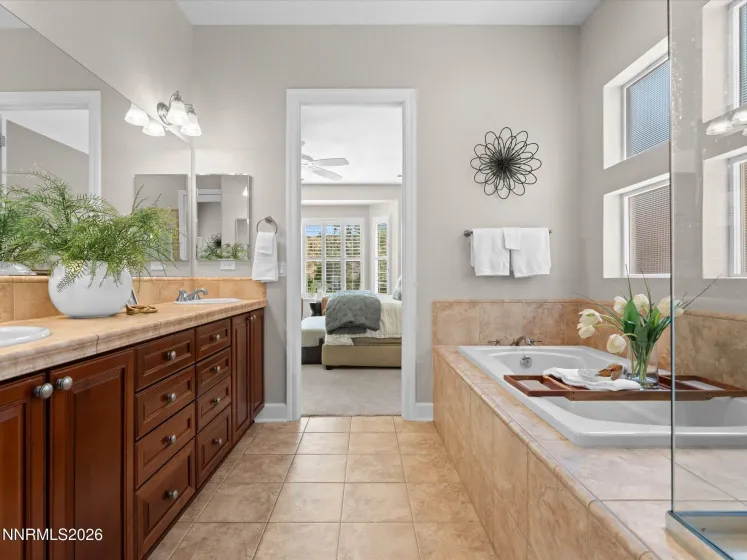 1845 Evergreen Ridge, Reno, Nevada 89523, 3 Bedrooms Bedrooms, ,2 BathroomsBathrooms,Residential,Residential,Evergreen Ridge,0,260011352