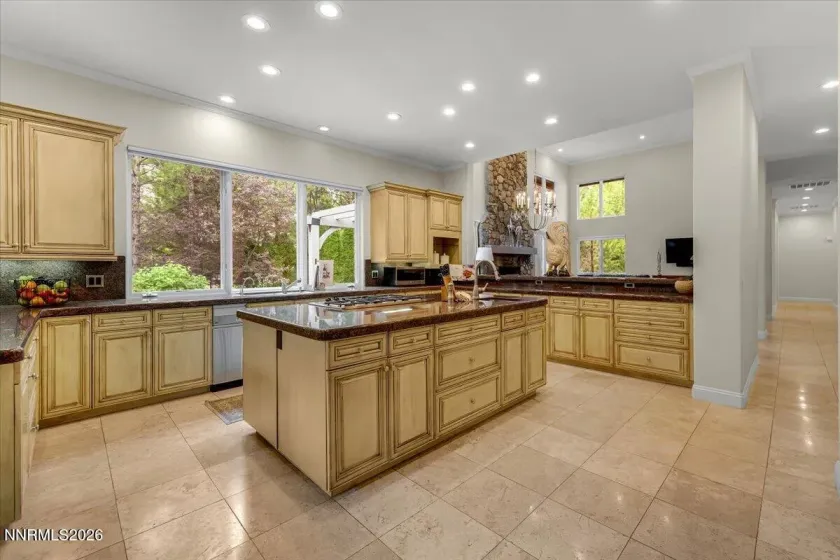 5820 Strasbourg, Reno, Nevada 89511, 3 Bedrooms Bedrooms, ,4 BathroomsBathrooms,Residential,Residential,Strasbourg,0,260011356