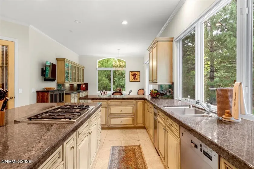 5820 Strasbourg, Reno, Nevada 89511, 3 Bedrooms Bedrooms, ,4 BathroomsBathrooms,Residential,Residential,Strasbourg,0,260011356