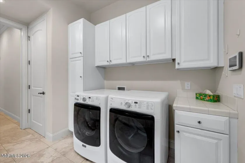 5820 Strasbourg, Reno, Nevada 89511, 3 Bedrooms Bedrooms, ,4 BathroomsBathrooms,Residential,Residential,Strasbourg,0,260011356