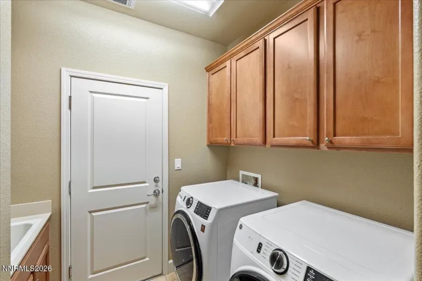 1375 Del Webb, Reno, Nevada 89523, 2 Bedrooms Bedrooms, ,2 BathroomsBathrooms,Residential,Residential,Del Webb,0,260011367