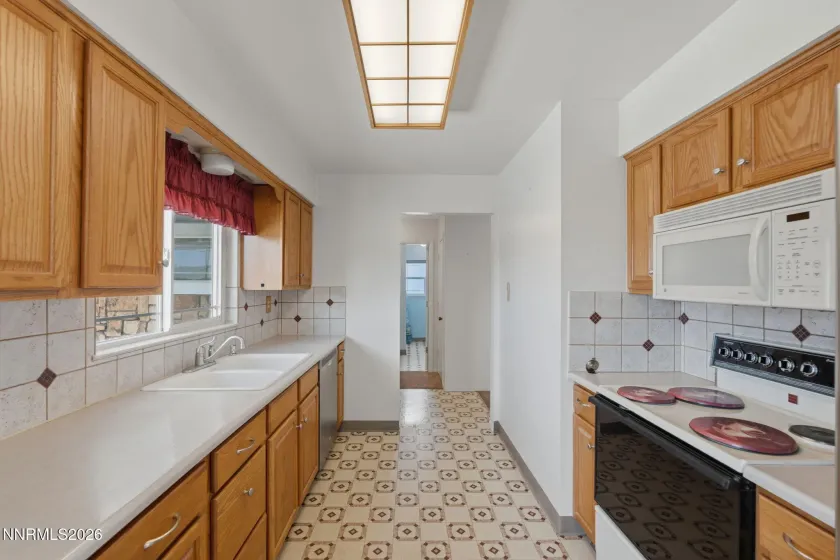 8440 Cassilis, Reno, Nevada 89506, 3 Bedrooms Bedrooms, ,2 BathroomsBathrooms,Residential,Residential,Cassilis,0,260011370