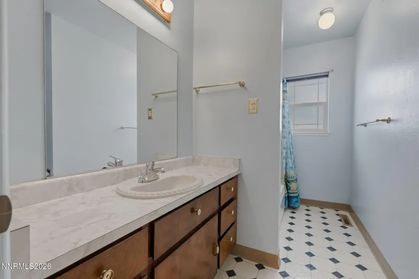 8440 Cassilis, Reno, Nevada 89506, 3 Bedrooms Bedrooms, ,2 BathroomsBathrooms,Residential,Residential,Cassilis,0,260011370