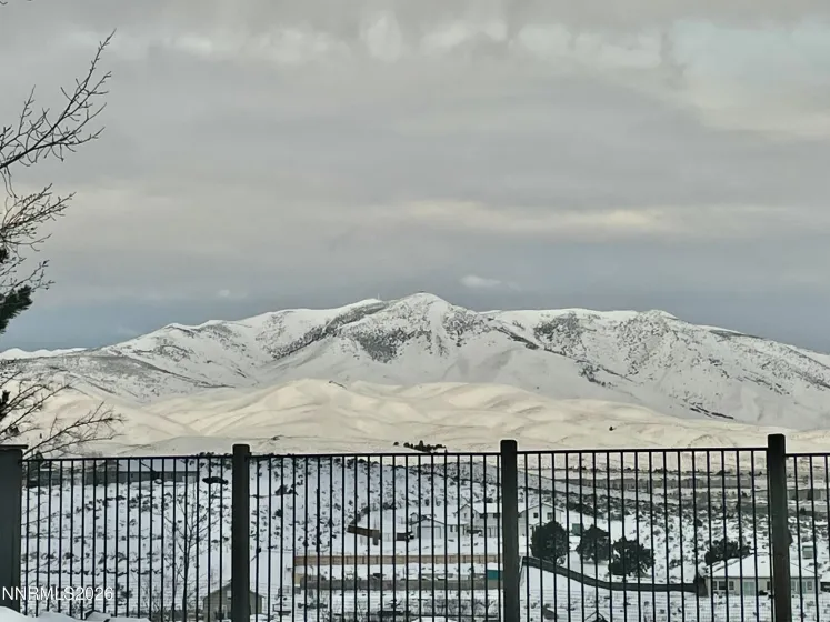 8295 Opal Glen, Reno, Nevada 89506, 4 Bedrooms Bedrooms, ,3 BathroomsBathrooms,Residential,Residential,Opal Glen,0,260011371