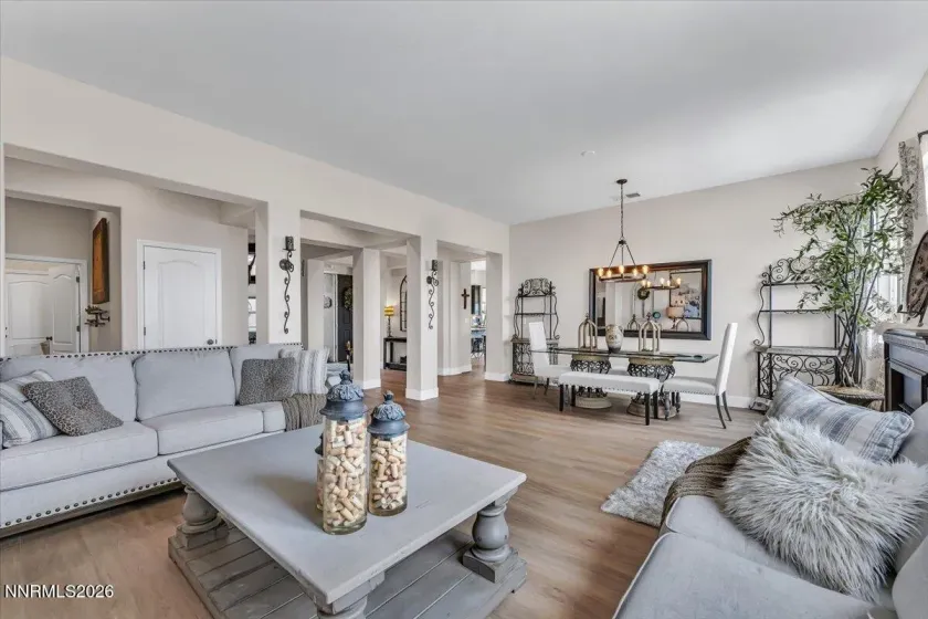 8295 Opal Glen, Reno, Nevada 89506, 4 Bedrooms Bedrooms, ,3 BathroomsBathrooms,Residential,Residential,Opal Glen,0,260011371