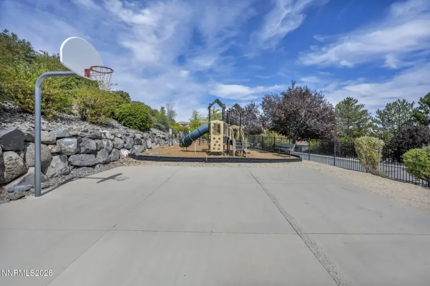 3042 Sterling Ridge, Sparks, Nevada 89431, 2 Bedrooms Bedrooms, ,3 BathroomsBathrooms,Residential,Residential,Sterling Ridge,0,260011373