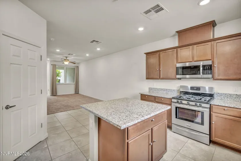 3042 Sterling Ridge, Sparks, Nevada 89431, 2 Bedrooms Bedrooms, ,3 BathroomsBathrooms,Residential,Residential,Sterling Ridge,0,260011373