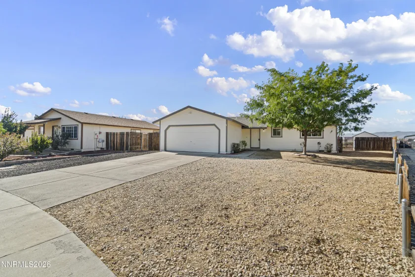 517 Yellow Jacket, Dayton, Nevada 89403, 3 Bedrooms Bedrooms, ,2 BathroomsBathrooms,Residential,Residential,Yellow Jacket,0,260011389