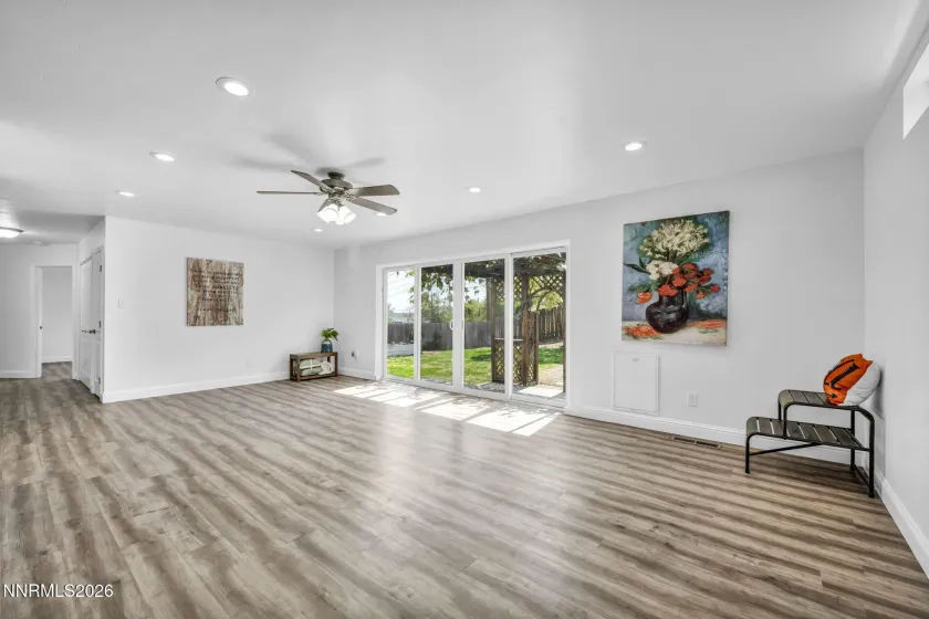 7565 Halifax, Reno, Nevada 89506, 3 Bedrooms Bedrooms, ,3 BathroomsBathrooms,Residential,Residential,Halifax,0,260011391