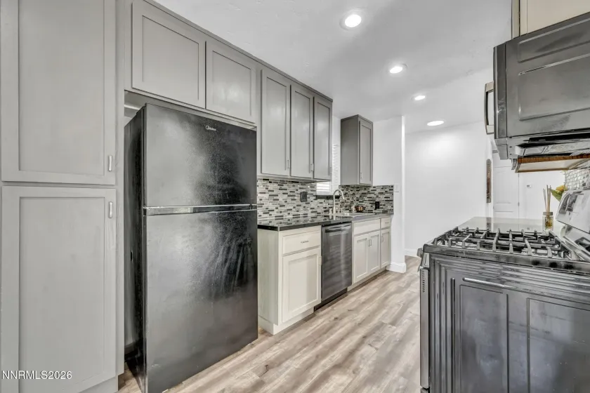 7565 Halifax, Reno, Nevada 89506, 3 Bedrooms Bedrooms, ,3 BathroomsBathrooms,Residential,Residential,Halifax,0,260011391