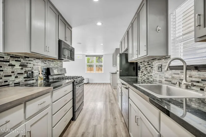 7565 Halifax, Reno, Nevada 89506, 3 Bedrooms Bedrooms, ,3 BathroomsBathrooms,Residential,Residential,Halifax,0,260011391