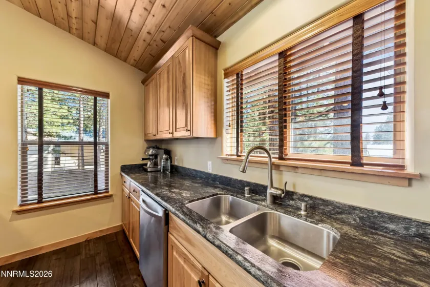 877 Northwood, Incline Village, Nevada 89451, 2 Bedrooms Bedrooms, ,2 BathroomsBathrooms,Residential,Residential,Northwood,0,260006417