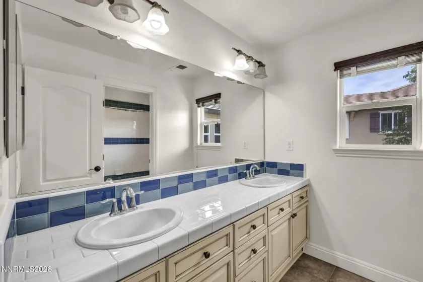 5114 Ironstone, Sparks, Nevada 89436, 5 Bedrooms Bedrooms, ,4 BathroomsBathrooms,Residential,Residential,Ironstone,0,260011393