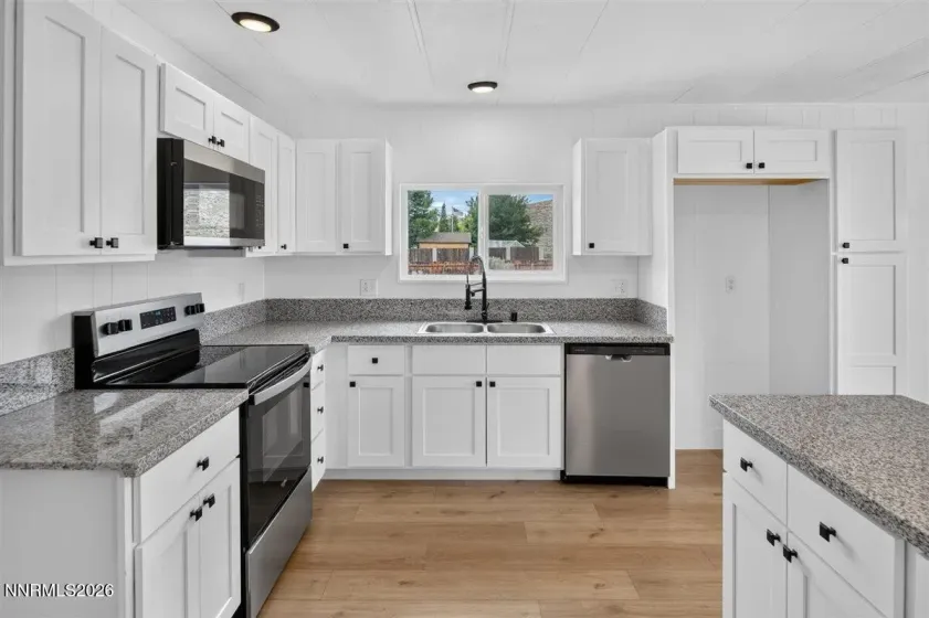 17945 Blackbird, Reno, Nevada 89508, 3 Bedrooms Bedrooms, ,2 BathroomsBathrooms,Residential,Residential,Blackbird,0,260011394