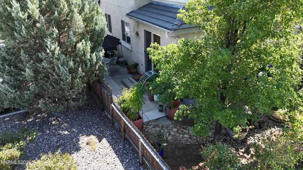 595 Warren, Reno, Nevada 89509, 2 Bedrooms Bedrooms, ,3 BathroomsBathrooms,Residential,Residential,Warren,0,260011399