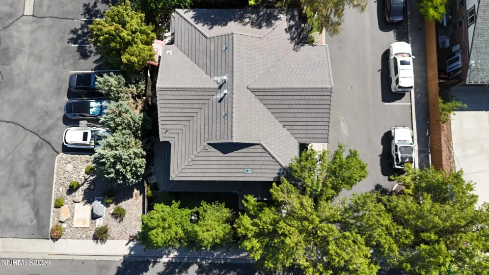 595 Warren, Reno, Nevada 89509, 2 Bedrooms Bedrooms, ,3 BathroomsBathrooms,Residential,Residential,Warren,0,260011399