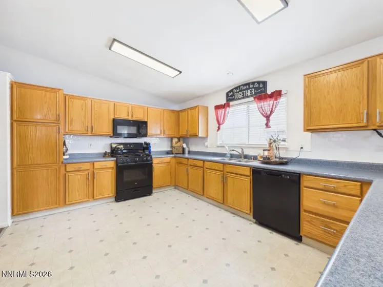 17681 Casita, Reno, Nevada 89508, 3 Bedrooms Bedrooms, ,2 BathroomsBathrooms,Residential,Residential,Casita,0,260011400