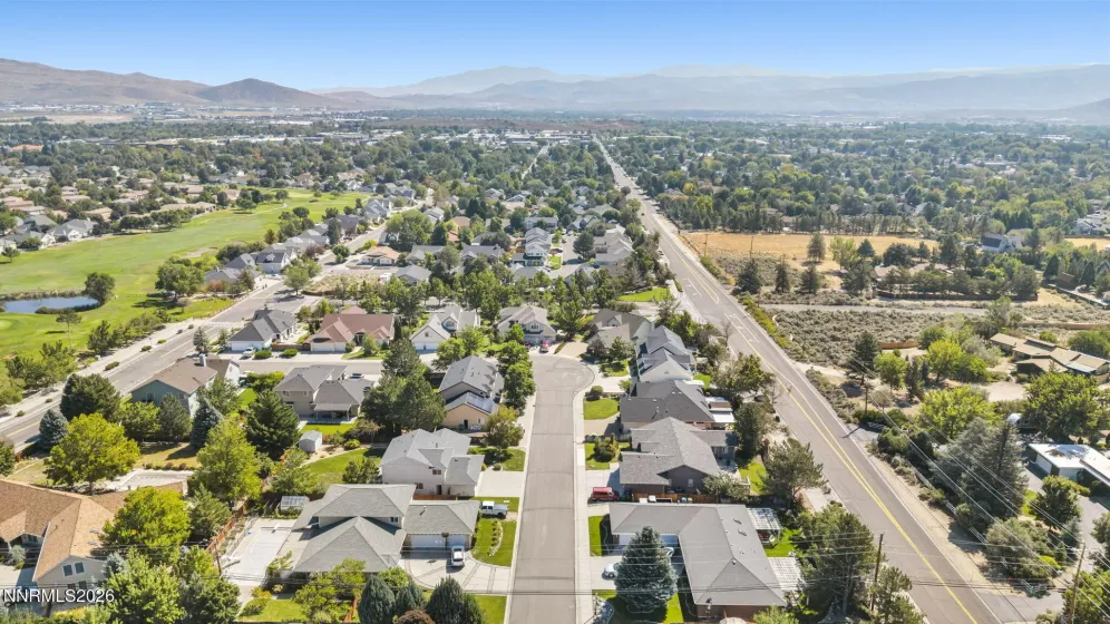 1581 Pinoak, Carson City, Nevada 89703, 4 Bedrooms Bedrooms, ,3 BathroomsBathrooms,Residential,Residential,Pinoak,0,260011405
