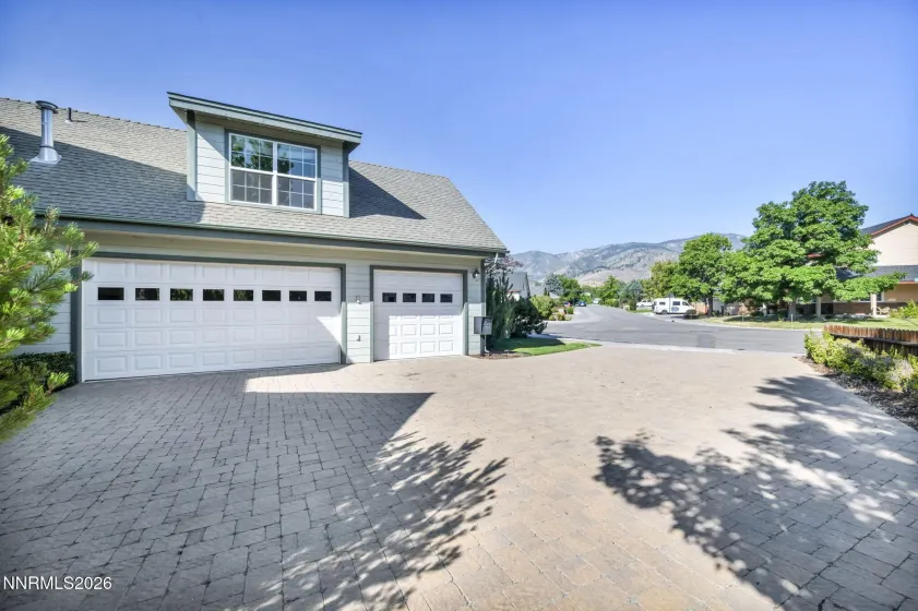 1581 Pinoak, Carson City, Nevada 89703, 4 Bedrooms Bedrooms, ,3 BathroomsBathrooms,Residential,Residential,Pinoak,0,260011405