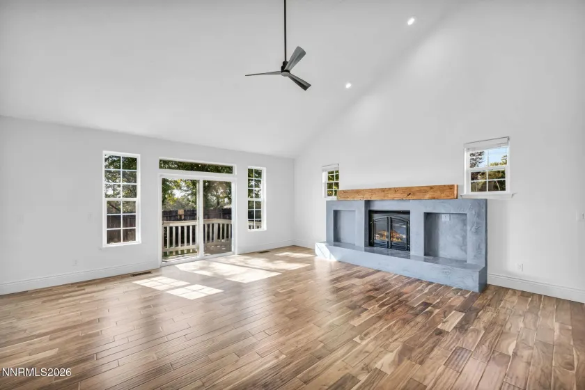 1581 Pinoak, Carson City, Nevada 89703, 4 Bedrooms Bedrooms, ,3 BathroomsBathrooms,Residential,Residential,Pinoak,0,260011405