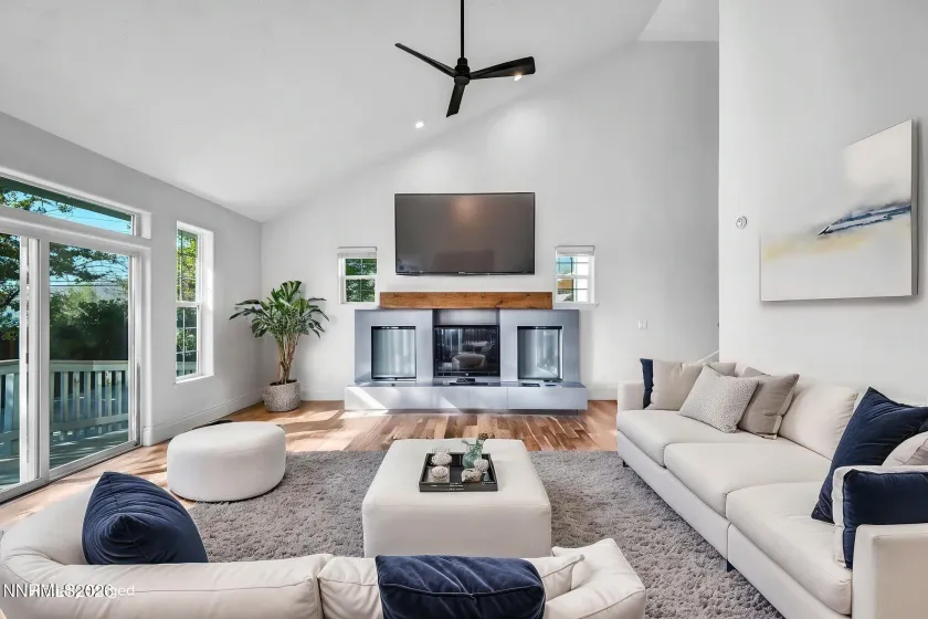 1581 Pinoak, Carson City, Nevada 89703, 4 Bedrooms Bedrooms, ,3 BathroomsBathrooms,Residential,Residential,Pinoak,0,260011405