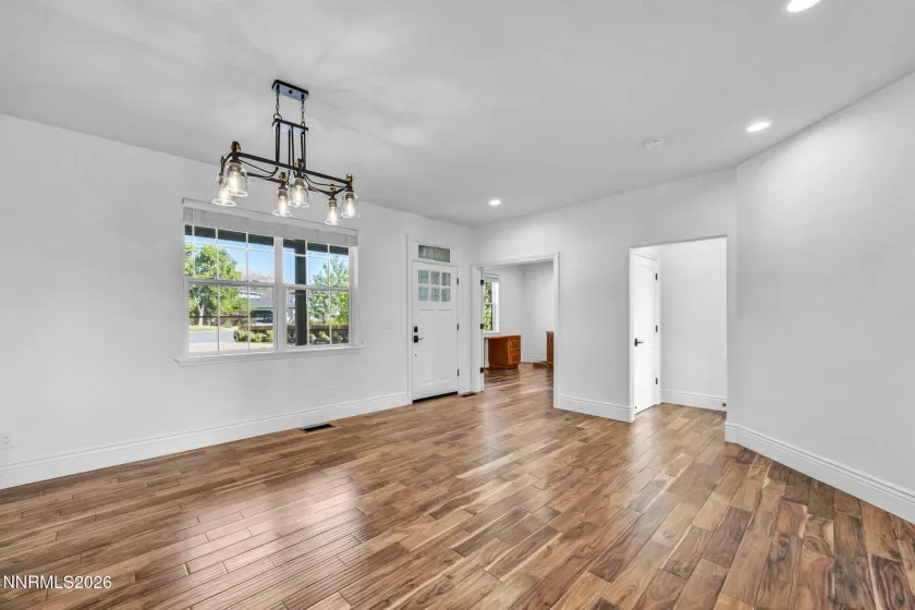 1581 Pinoak, Carson City, Nevada 89703, 4 Bedrooms Bedrooms, ,3 BathroomsBathrooms,Residential,Residential,Pinoak,0,260011405