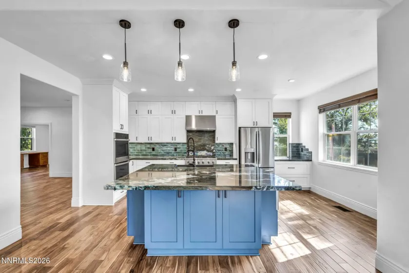 1581 Pinoak, Carson City, Nevada 89703, 4 Bedrooms Bedrooms, ,3 BathroomsBathrooms,Residential,Residential,Pinoak,0,260011405