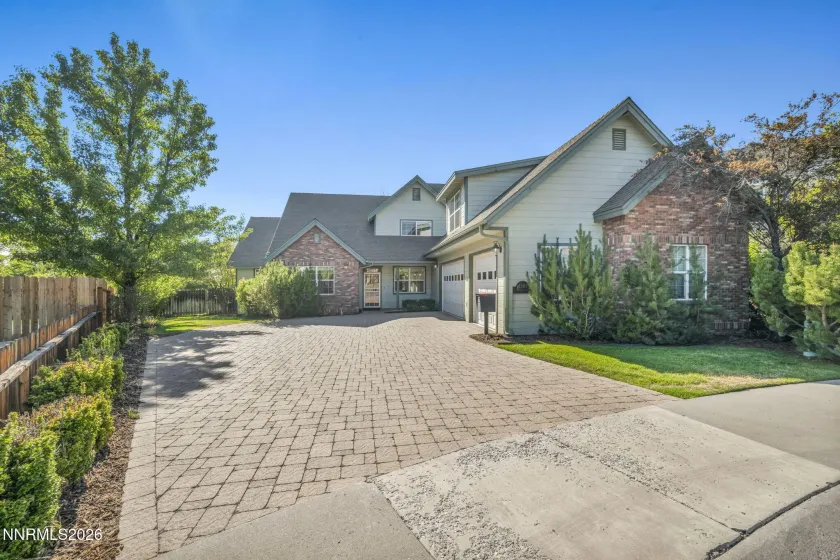 1581 Pinoak, Carson City, Nevada 89703, 4 Bedrooms Bedrooms, ,3 BathroomsBathrooms,Residential,Residential,Pinoak,0,260011405