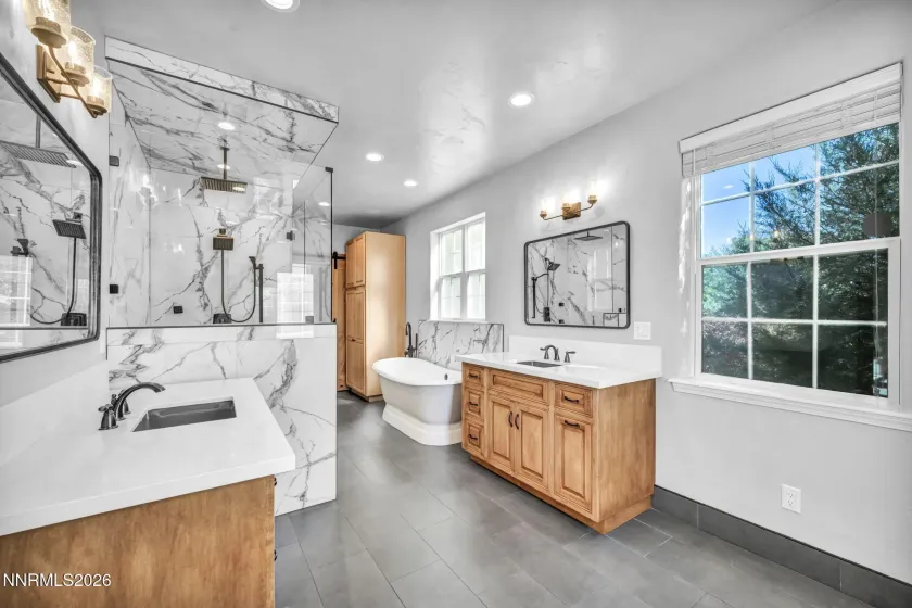 1581 Pinoak, Carson City, Nevada 89703, 4 Bedrooms Bedrooms, ,3 BathroomsBathrooms,Residential,Residential,Pinoak,0,260011405