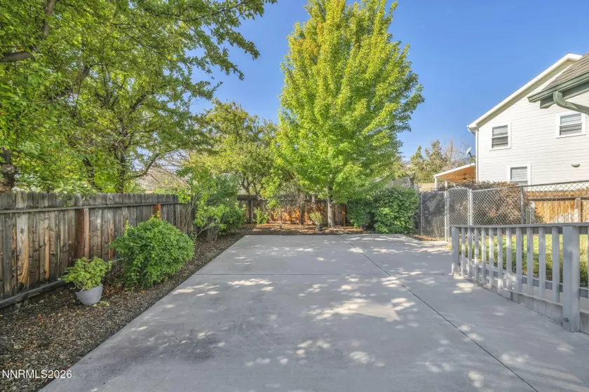 1581 Pinoak, Carson City, Nevada 89703, 4 Bedrooms Bedrooms, ,3 BathroomsBathrooms,Residential,Residential,Pinoak,0,260011405