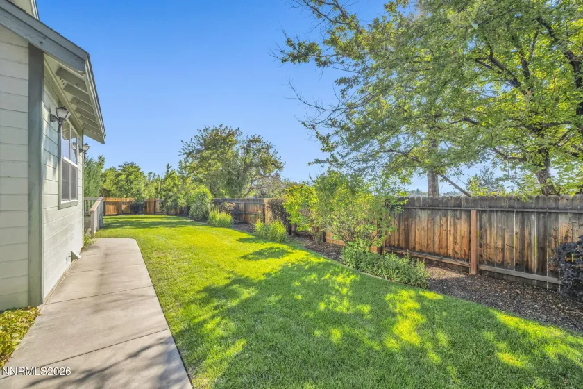1581 Pinoak, Carson City, Nevada 89703, 4 Bedrooms Bedrooms, ,3 BathroomsBathrooms,Residential,Residential,Pinoak,0,260011405