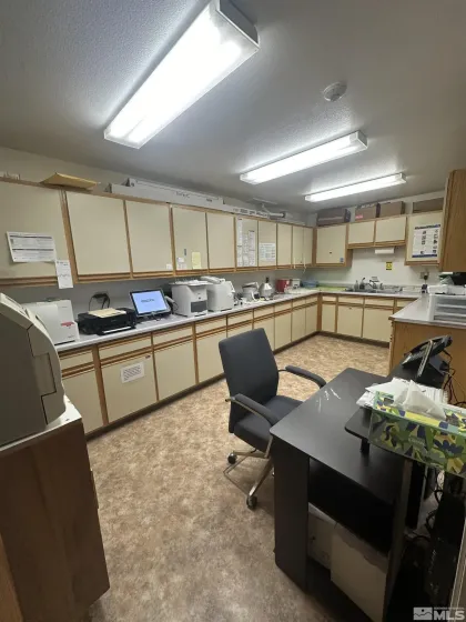 805 Main, Fernley, Nevada 89408, ,Commercial Sale,Residential,Main,0,240004493