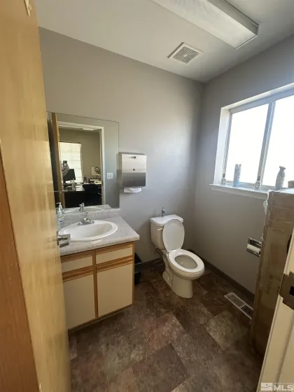805 Main, Fernley, Nevada 89408, ,Commercial Sale,Residential,Main,0,240004493