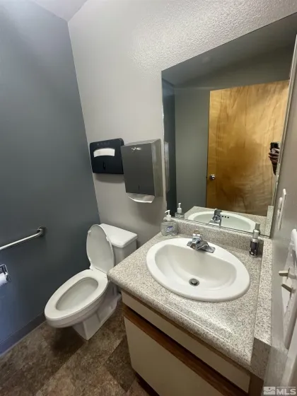 805 Main, Fernley, Nevada 89408, ,Commercial Sale,Residential,Main,0,240004493