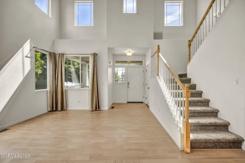 9825 Suncrest, Reno, Nevada 89506, 4 Bedrooms Bedrooms, ,3 BathroomsBathrooms,Residential,Residential,Suncrest,0,260011409