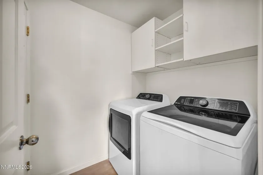 9825 Suncrest, Reno, Nevada 89506, 4 Bedrooms Bedrooms, ,3 BathroomsBathrooms,Residential,Residential,Suncrest,0,260011409