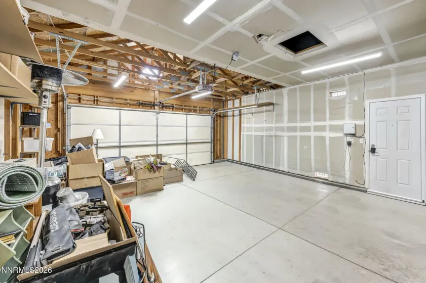 9825 Suncrest, Reno, Nevada 89506, 4 Bedrooms Bedrooms, ,3 BathroomsBathrooms,Residential,Residential,Suncrest,0,260011409