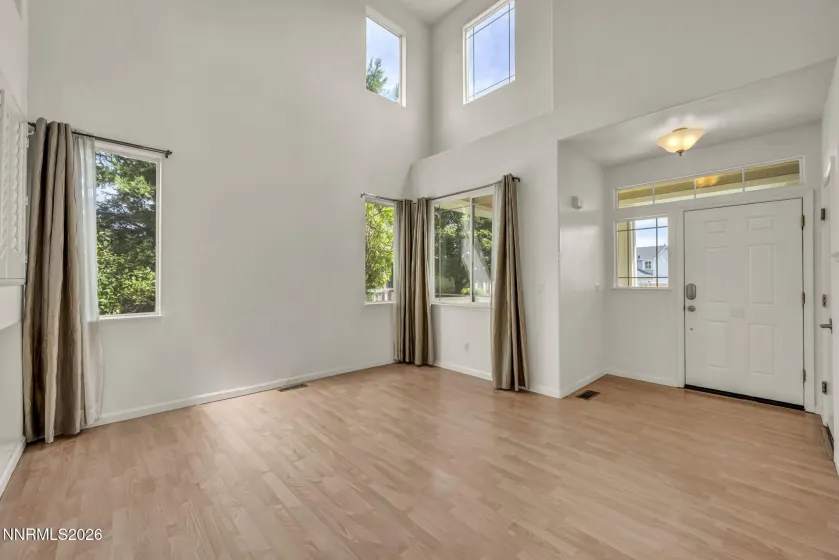 9825 Suncrest, Reno, Nevada 89506, 4 Bedrooms Bedrooms, ,3 BathroomsBathrooms,Residential,Residential,Suncrest,0,260011409