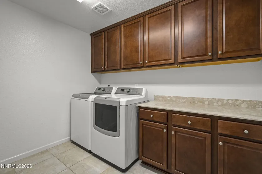4014 Wisdom, Sparks, Nevada 89436, 4 Bedrooms Bedrooms, ,2 BathroomsBathrooms,Residential,Residential,Wisdom,0,260011410