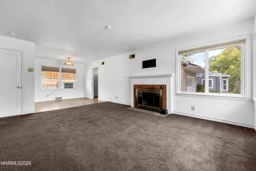 1075 University, Reno, Nevada 89503, 3 Bedrooms Bedrooms, ,1 BathroomBathrooms,Residential,Residential,University,0,260011412