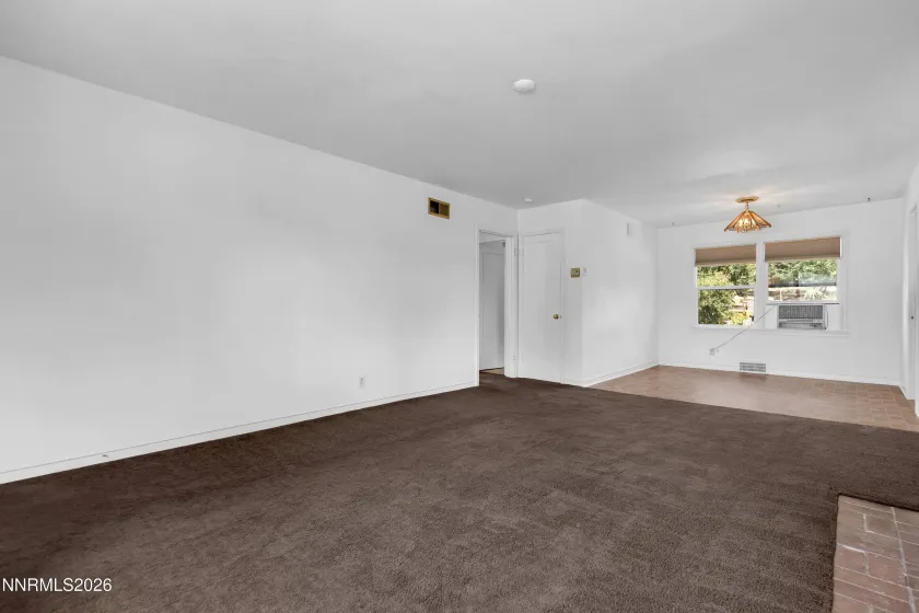 1075 University, Reno, Nevada 89503, 3 Bedrooms Bedrooms, ,1 BathroomBathrooms,Residential,Residential,University,0,260011412